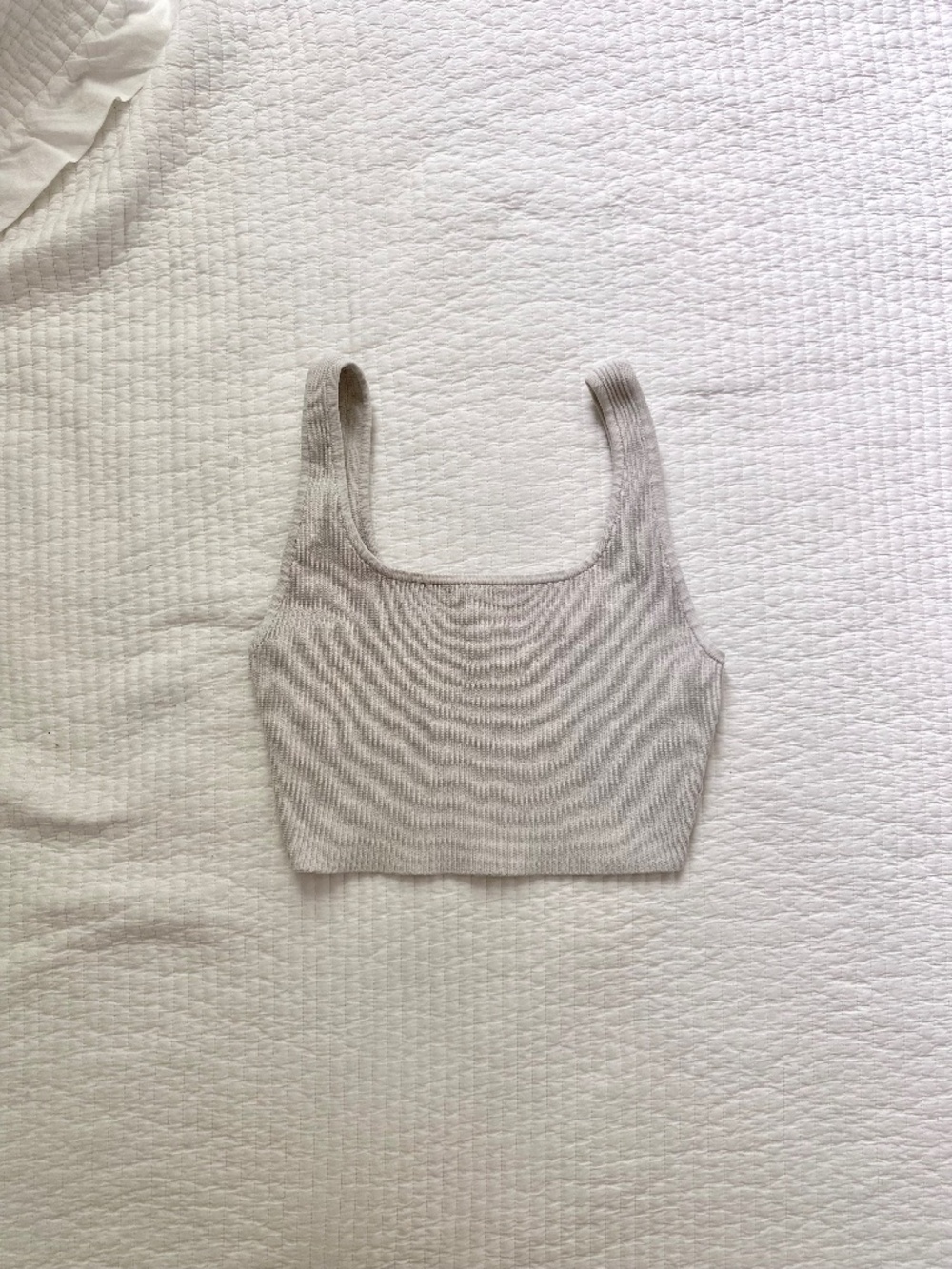 Babaton white / gray Aritzia ribbed tank top
